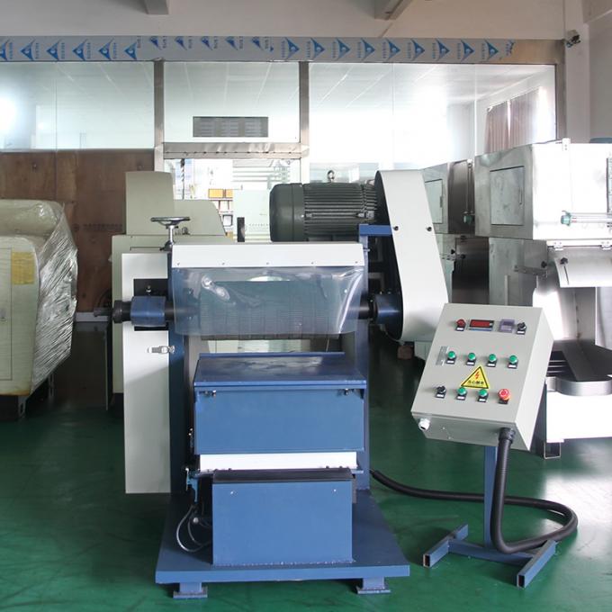 Automatische machine voor het polijsten van platte vellen van roestvrij staal op maat voor het polijsten en afwerken van metalen oppervlakken 11