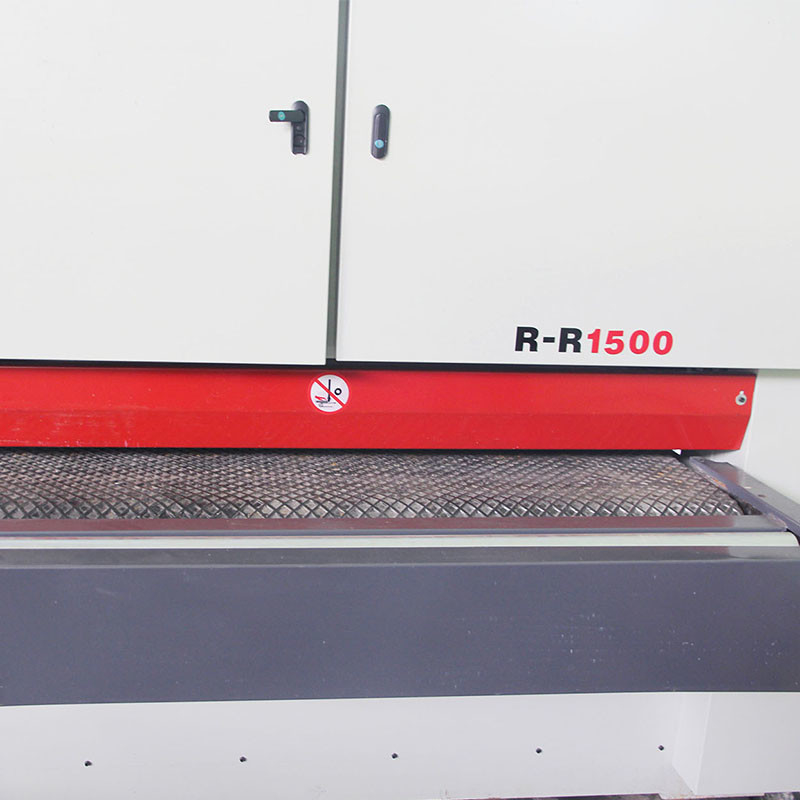 1500MM Automatische Vlakke PLC van Metaal Deburring Machines Kern met Regelbare Riem