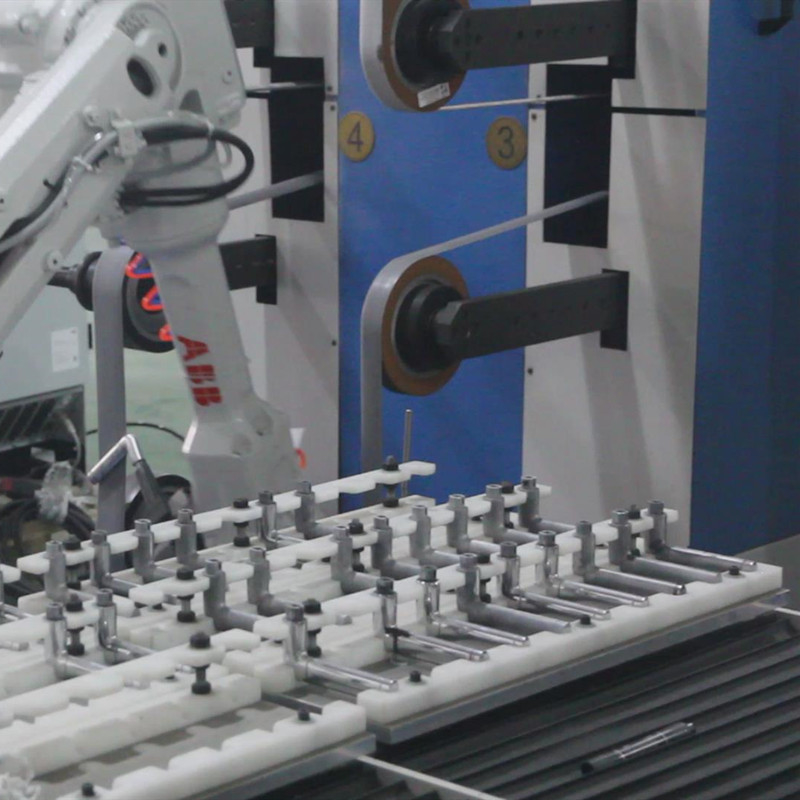 Hoge-efficiëntie handhaving Industrieel bedienen Cnc zesas Robotarm Automatische poetsrobotmachine