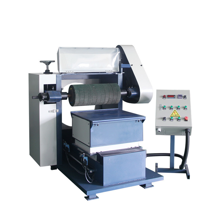 Hoge efficiëntie platte polijstmachine voor kruisingen Automatische op maat gemaakte 600 * 600 mm roestvrij staal gepolijst platte polijstmachine voor metaal