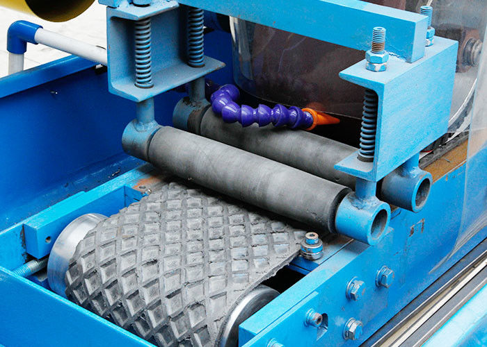 Kleine machines Dubbelstation Deburring Roestverwijdering Draad trekmachine Auto Platenmachine Abrasive riem Metalenpoetser